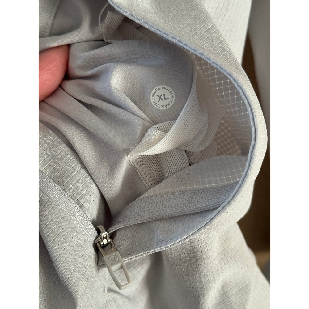 LULULEMON Airing Easy Bomber - Picture 10 of 10